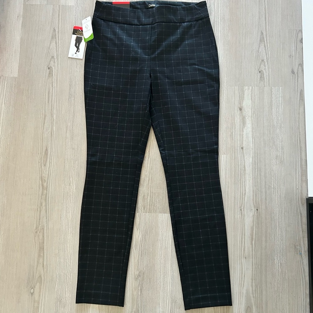 NWT Dalia Women’s Pull-On Ponte Pant​